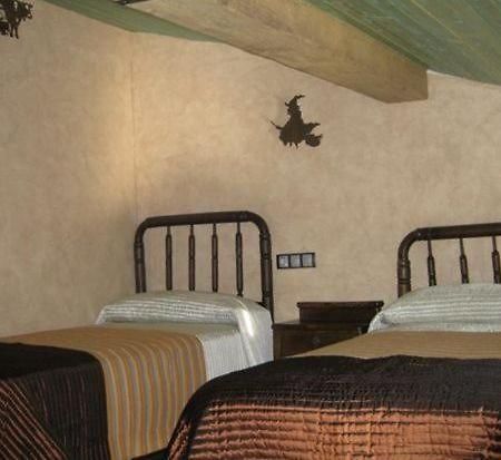 La Boteria Guest House Salas De Los Infantes Bagian luar foto