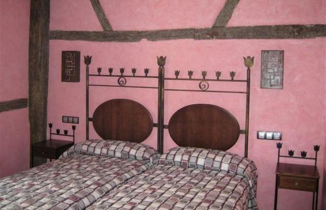 La Boteria Guest House Salas De Los Infantes Bagian luar foto